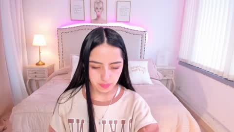 daphne_chers online show from February 16, 2:32 pm