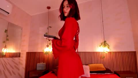 Daphne online show from January 7, 3:21 am