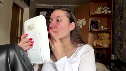 Poly online show from April 29, 10:18 am