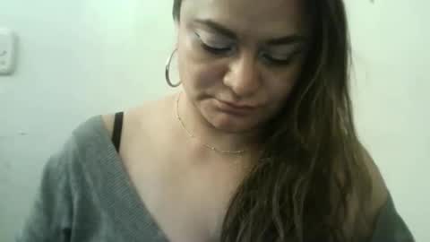 dapnne online show from April 9, 3:06 pm