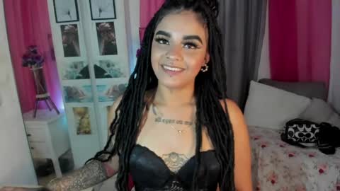 dark_flama online show from April 13, 2:24 am