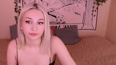 Lana online show from March 11, 4:19 am