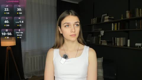 Elizabeth online show from December 16, 8:42 am