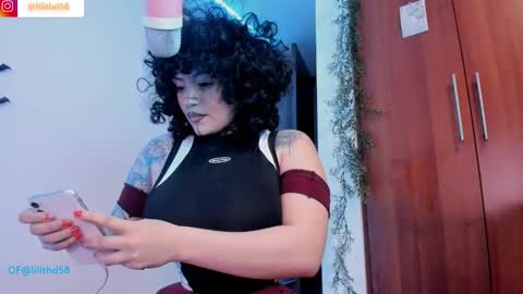 darknes_lilith18 online show from February 8, 2:15 am