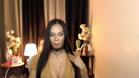 HAPPY BIRTHDAY MISTRESS MADRIANA online show from February 2, 11:08 am