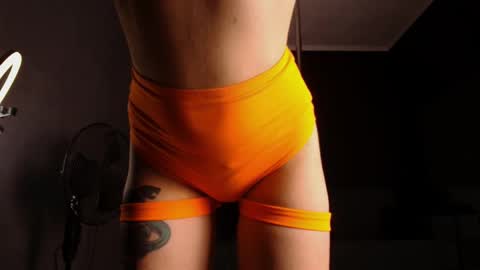 darkspark_ online show from January 14, 11:37 am