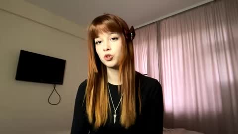 Lina online show from April 30, 2:00 pm