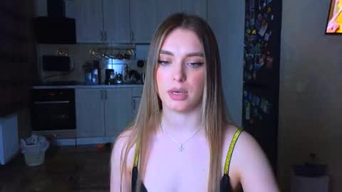 Darlina online show from March 6, 3:29 pm