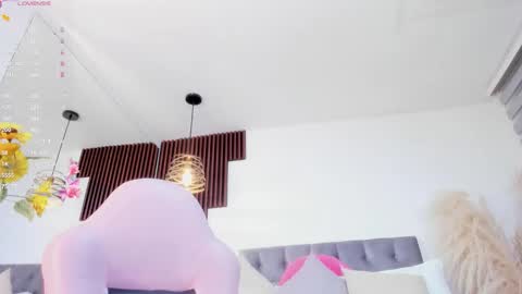 darling  online show from March 28, 10:59 am