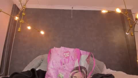 DAYRA ANGELS online show from December 16, 6:14 pm