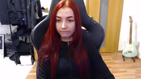 freak online show from December 25, 9:11 pm