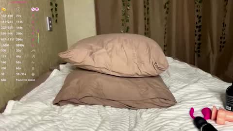 Elsa online show from March 25, 2:31 pm