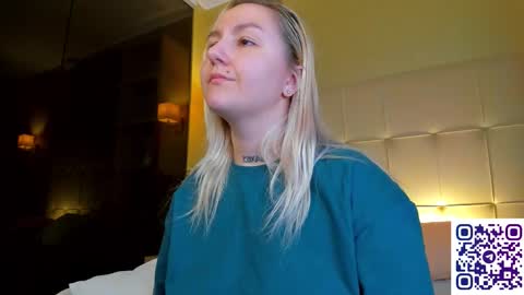 Debbie Mon Tue Fri Sun Sat GMT 3 1000am - 0400pm  online show from October 11, 6:32 pm