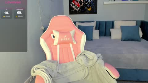 Jennifer online show from February 2, 12:09 am