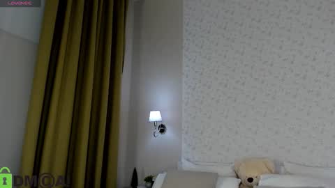 Jennifer online show from February 9, 11:29 pm