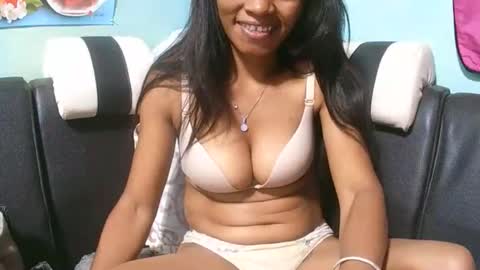 DebbieRiseX online show from March 8, 1:13 am