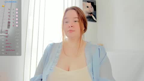 DeboraDebbieDee online show from March 25, 5:22 am