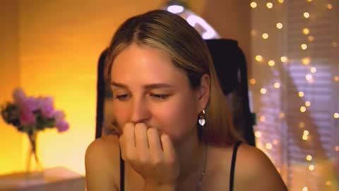 Debora online show from October 13, 8:39 am