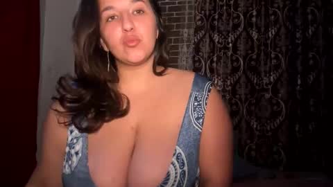 SassyNove online show from March 6, 9:43 pm