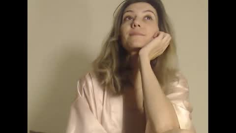 Deelightfull online show from February 12, 6:30 pm