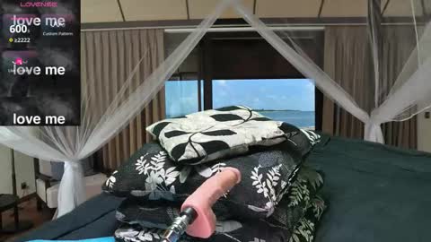 Deeply  Asian style...  Nice to meet you   thumb up me please help us. online show from September 11, 8:14 am