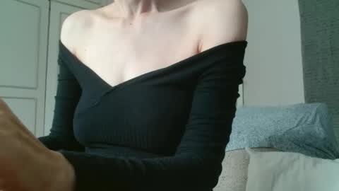 KamiDevi online show from September 27, 2:24 pm