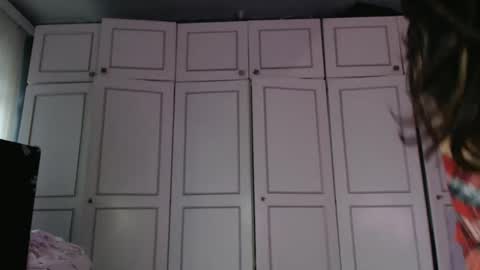 KamiDevi online show from November 18, 3:35 pm