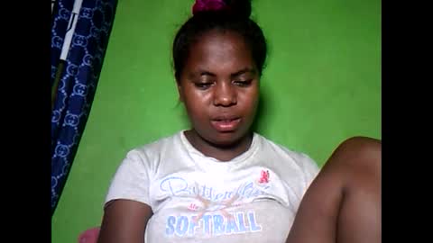 deliah712909 online show from February 18, 10:27 am