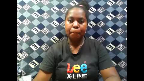 deliah712909 online show from November 10, 4:40 am