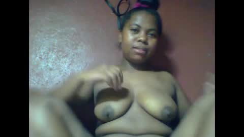 deliah712909 online show from February 20, 7:52 pm