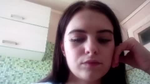 Kiki online show from June 18, 9:14 am