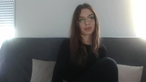 Aurora online show from September 24, 5:50 am