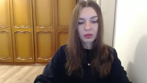 Aurora online show from November 19, 6:46 am