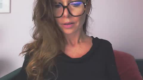 delilah_sweet online show from October 8, 4:00 pm