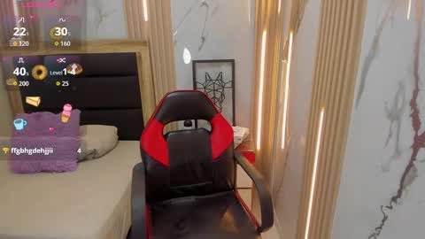 delilaquinn online show from September 16, 12:35 pm