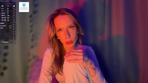 Della online show from March 17, 4:33 pm