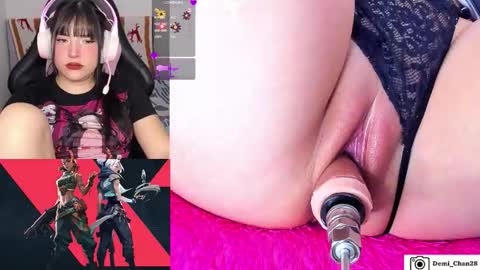 demiii online show from January 14, 11:54 pm