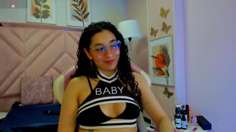 Demi online show from December 4, 5:10 am