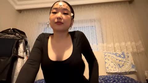 Emma online show from January 18, 7:59 am