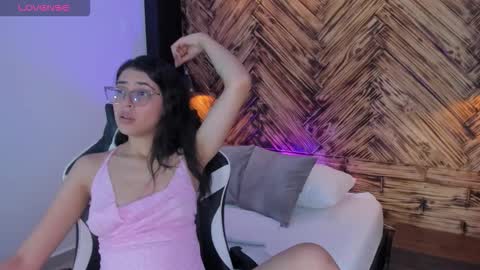 desire online show from February 26, 1:10 pm