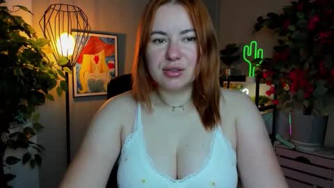 LAYLA online show from September 14, 6:33 am