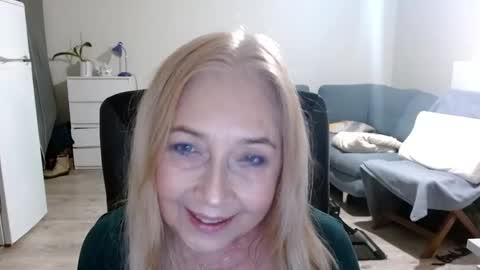 S O F I A online show from January 31, 2:49 pm