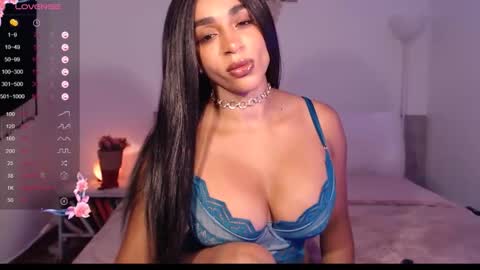 Destinne Mill online show from April 18, 11:56 am