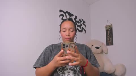 desty_y online show from February 22, 7:20 am