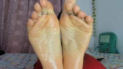 Johana online show from December 18, 3:26 am