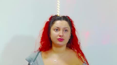 AlexaMills online show from November 27, 10:40 am