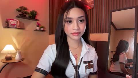 Devine Greyson online show from September 23, 6:50 pm