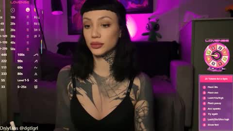 dgtlgrl online show from September 16, 3:20 pm