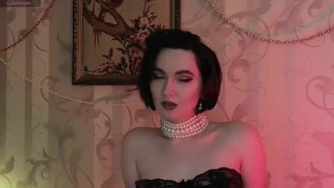 Diana Di Honey online show from May 15, 2:53 pm