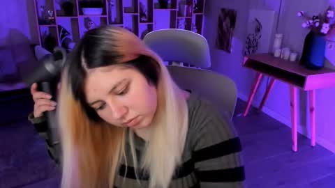 Dia online show from October 14, 7:38 pm